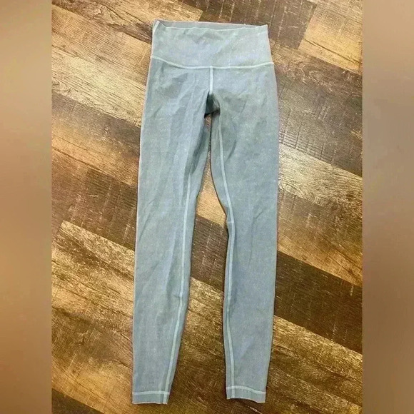 Lululemon Wunder Under High-Rise Tight *Snow Washed 28" Washed Chambray Size 4 - Picture 5 of 7